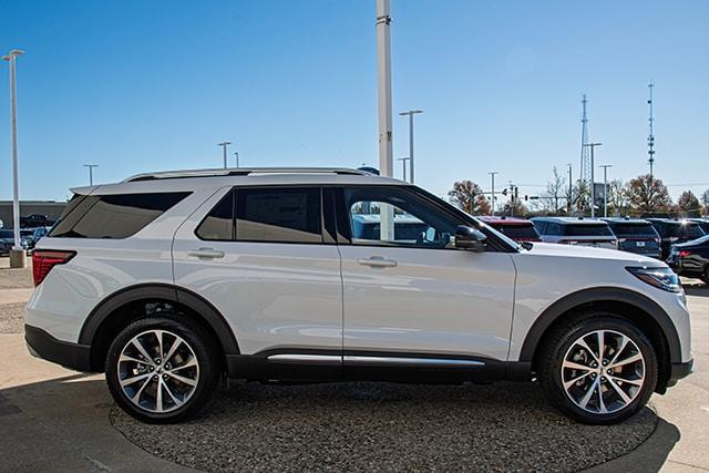 new 2025 Ford Explorer car, priced at $59,760