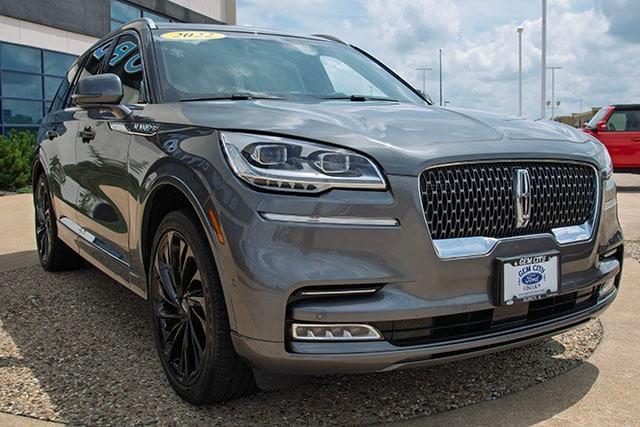used 2022 Lincoln Aviator car, priced at $50,997