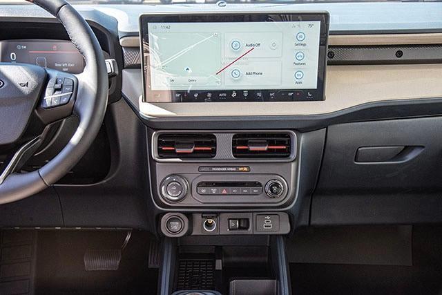 new 2025 Ford Maverick car, priced at $39,360