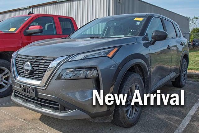 used 2023 Nissan Rogue car, priced at $21,997