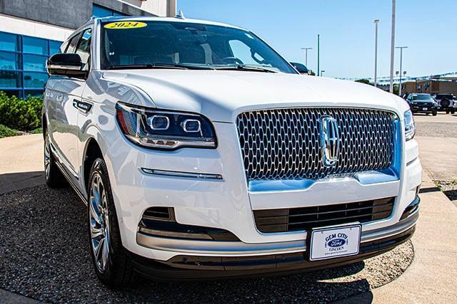 new 2024 Lincoln Navigator car, priced at $104,950