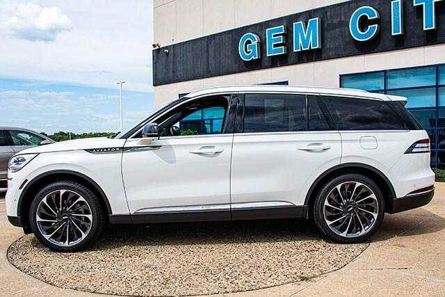 used 2020 Lincoln Aviator car, priced at $42,994