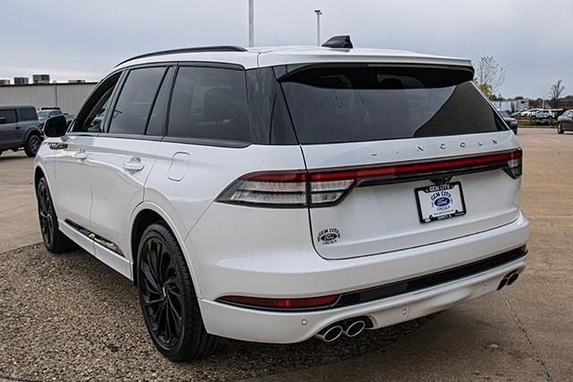 new 2025 Lincoln Aviator car, priced at $81,610