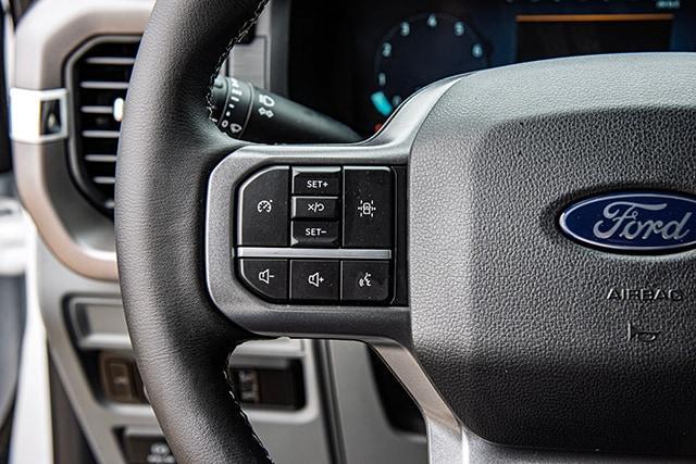 new 2025 Ford F-150 car, priced at $52,370