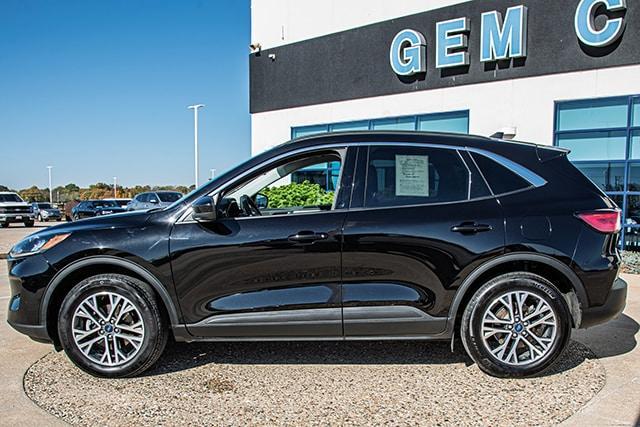 used 2022 Ford Escape car, priced at $26,997