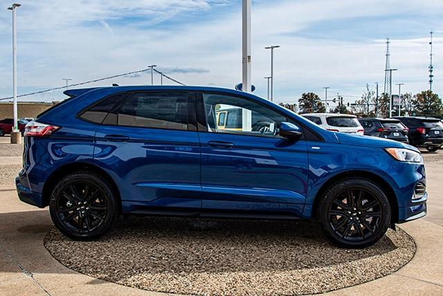 new 2024 Ford Edge car, priced at $43,360