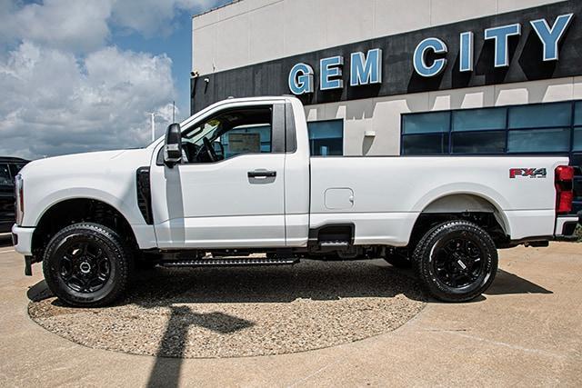 new 2025 Ford F-350 car, priced at $53,594