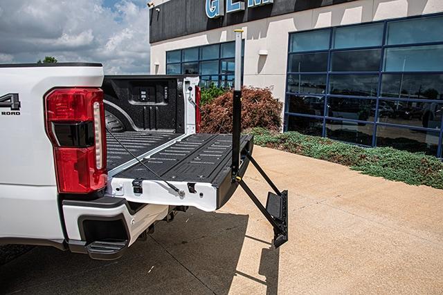 new 2025 Ford F-350 car, priced at $53,594