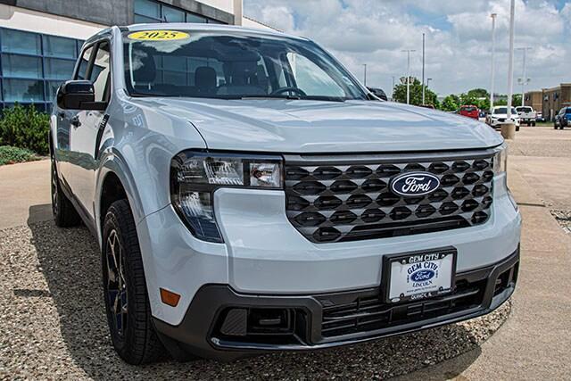 new 2025 Ford Maverick car, priced at $33,463