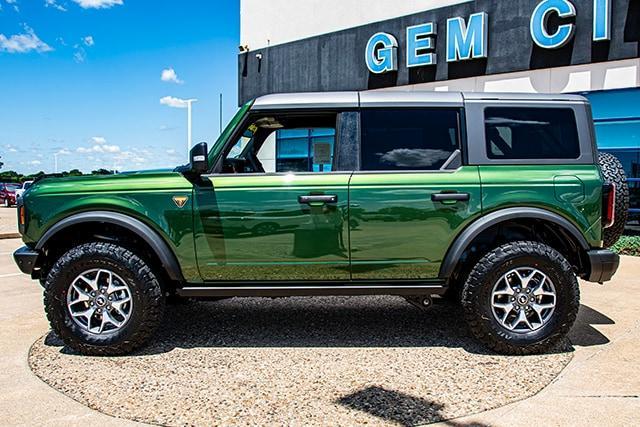 new 2024 Ford Bronco car, priced at $61,487