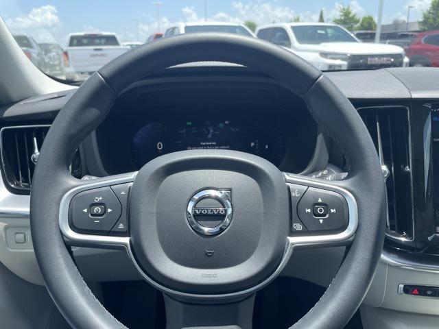 used 2022 Volvo XC60 car, priced at $27,891