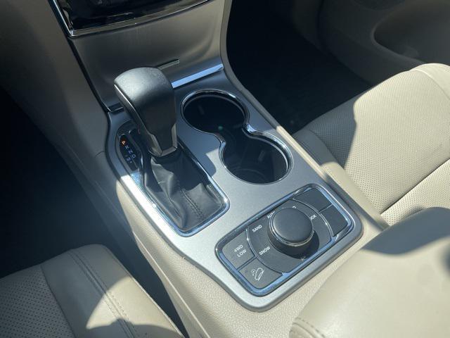 used 2020 Jeep Grand Cherokee car, priced at $25,500