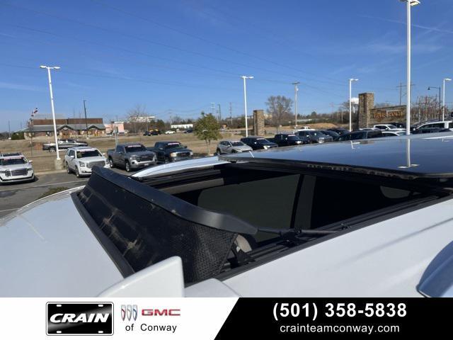 used 2022 GMC Yukon XL car, priced at $55,600