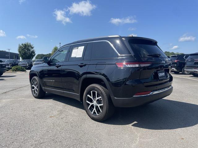 used 2023 Jeep Grand Cherokee car, priced at $35,725