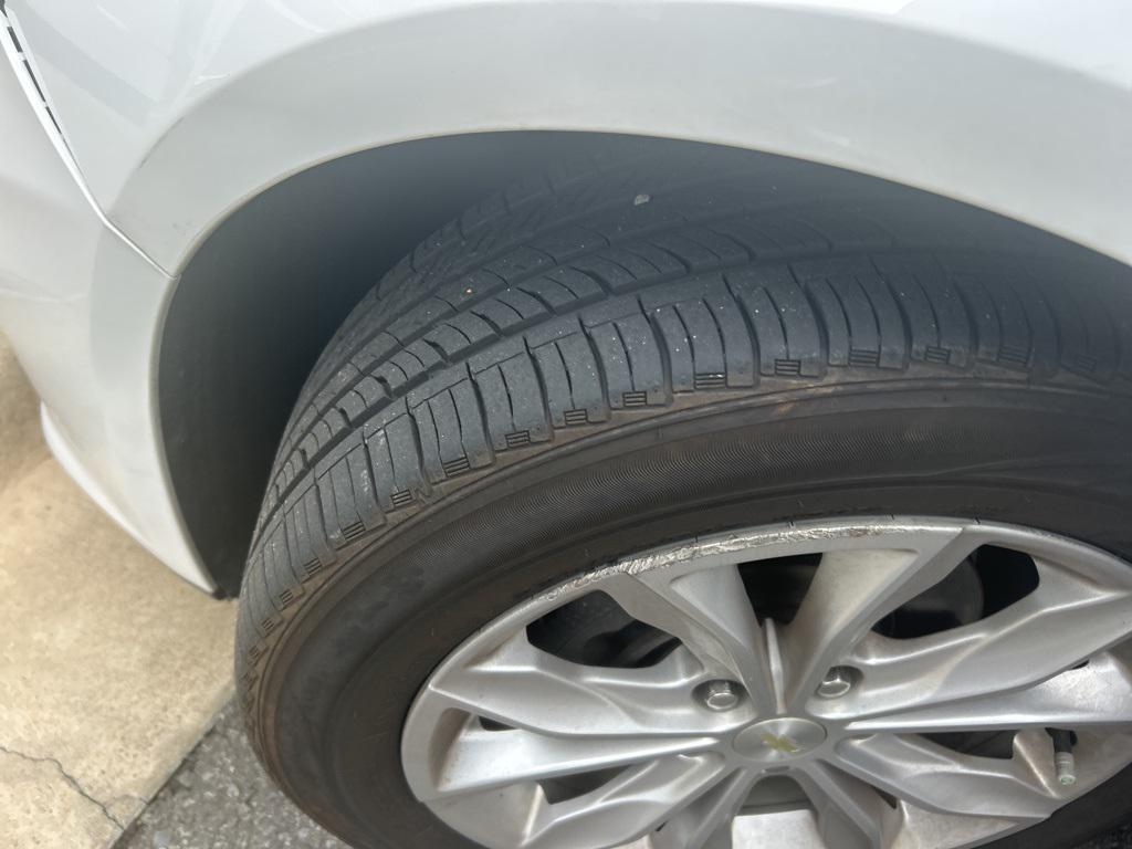 used 2020 Chevrolet Malibu car, priced at $14,717