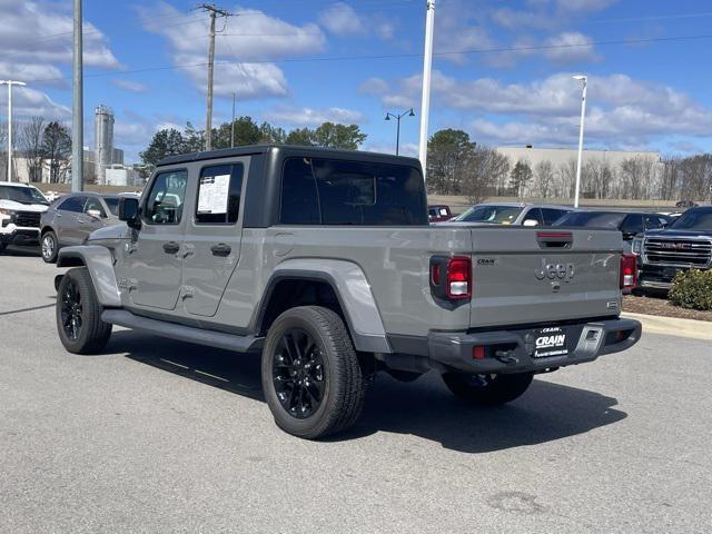 used 2021 Jeep Gladiator car, priced at $31,400