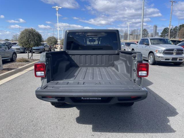 used 2021 Jeep Gladiator car, priced at $31,400