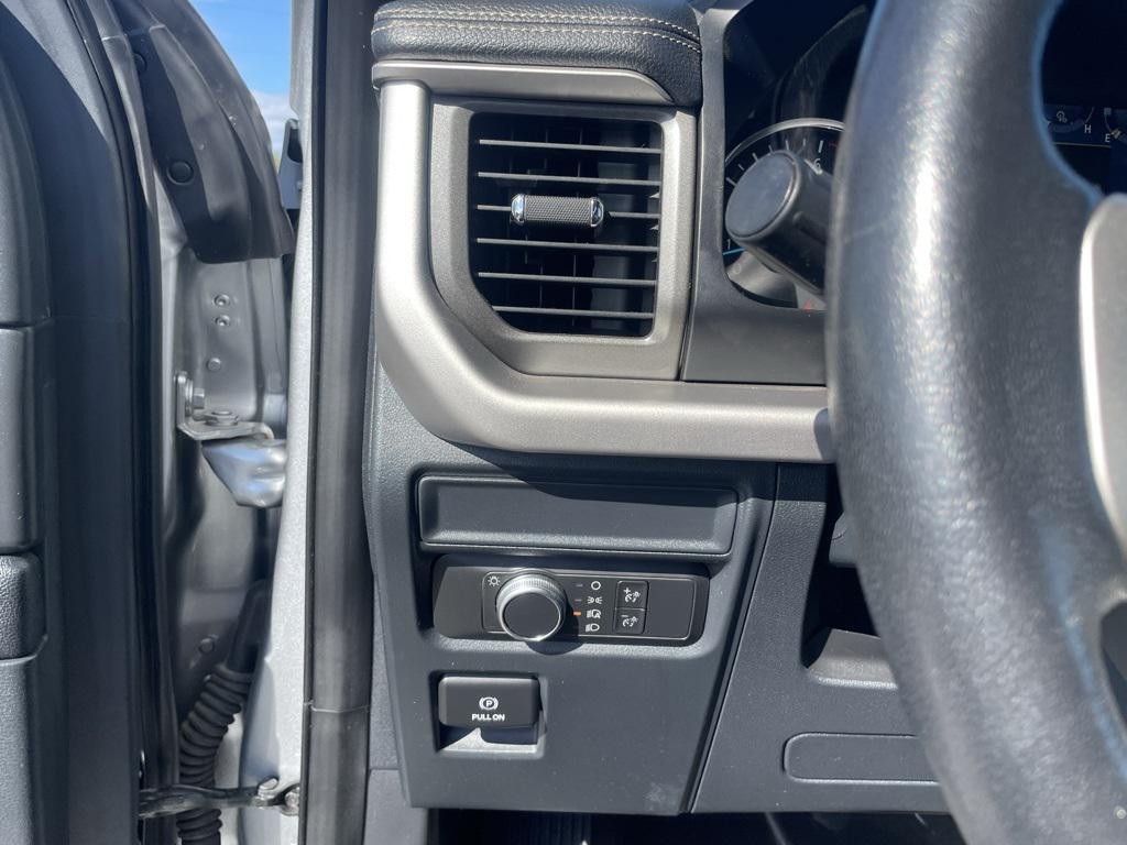 used 2022 Ford Expedition car, priced at $37,400