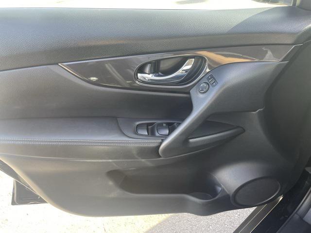 used 2018 Nissan Rogue car, priced at $13,837