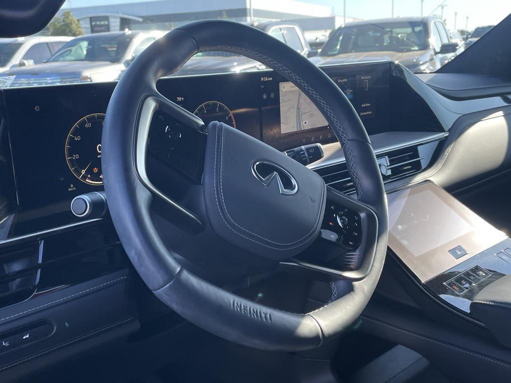 used 2025 INFINITI QX80 car, priced at $85,250