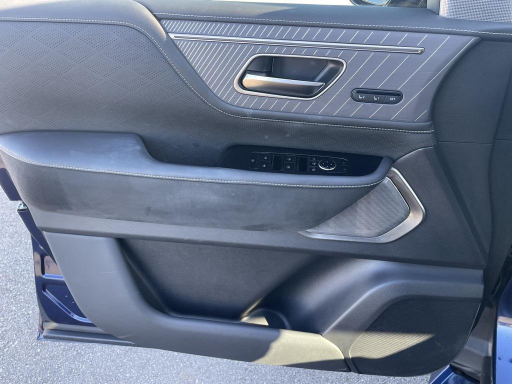 used 2025 INFINITI QX80 car, priced at $85,250