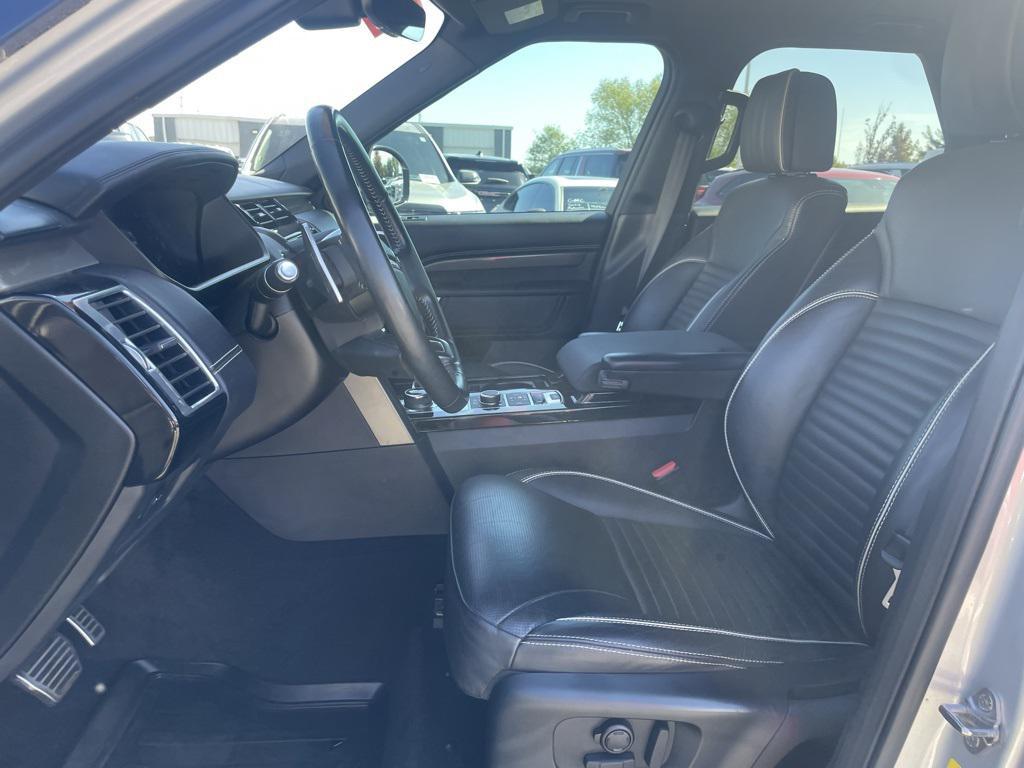 used 2020 Land Rover Discovery car, priced at $27,500
