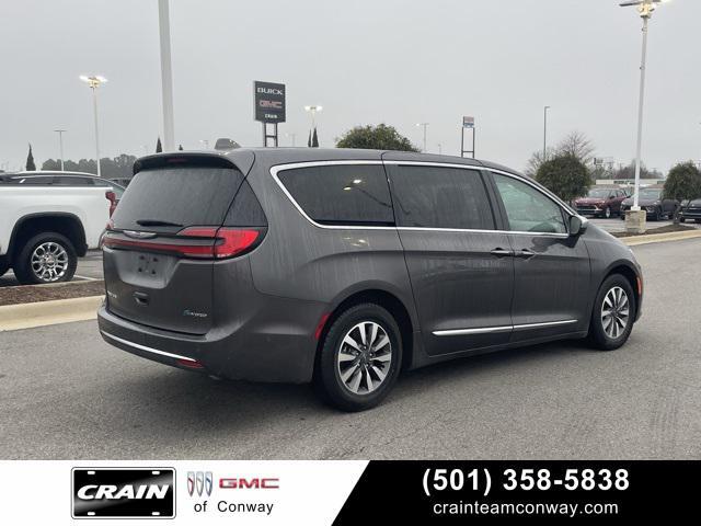 used 2022 Chrysler Pacifica Hybrid car, priced at $26,700