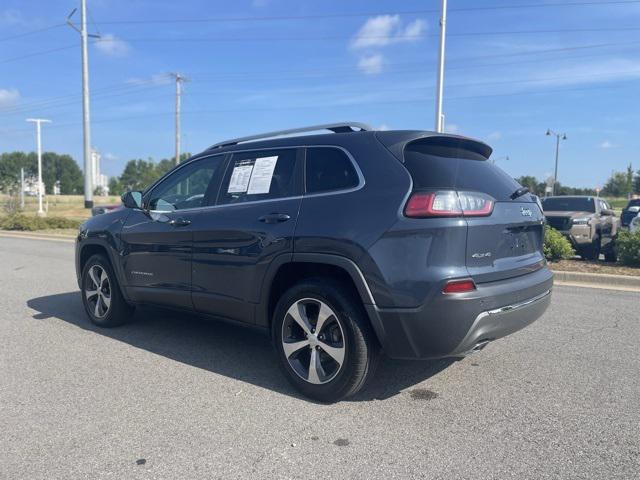 used 2019 Jeep Cherokee car, priced at $18,404