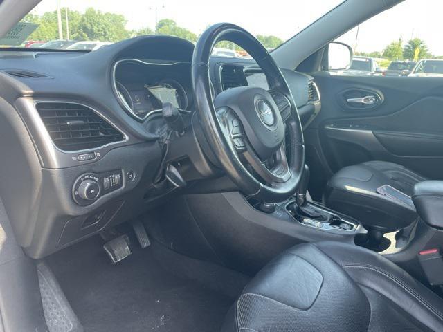 used 2019 Jeep Cherokee car, priced at $18,404
