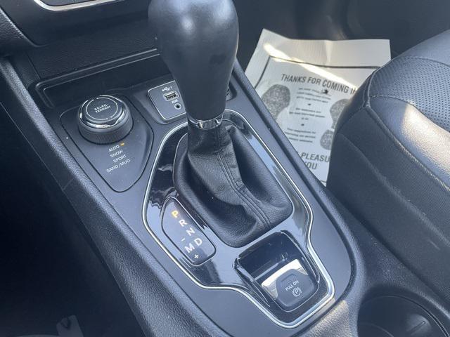 used 2019 Jeep Cherokee car, priced at $18,404