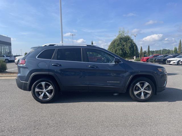 used 2019 Jeep Cherokee car, priced at $18,404