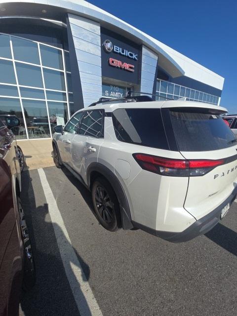 used 2022 Nissan Pathfinder car, priced at $27,500