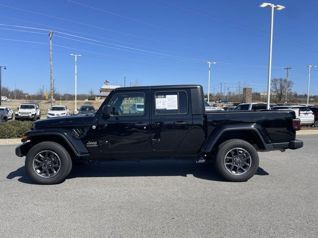 used 2023 Jeep Gladiator car, priced at $29,794