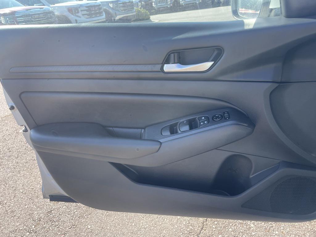used 2021 Nissan Altima car, priced at $14,987