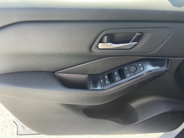 used 2024 Nissan Rogue car, priced at $26,996