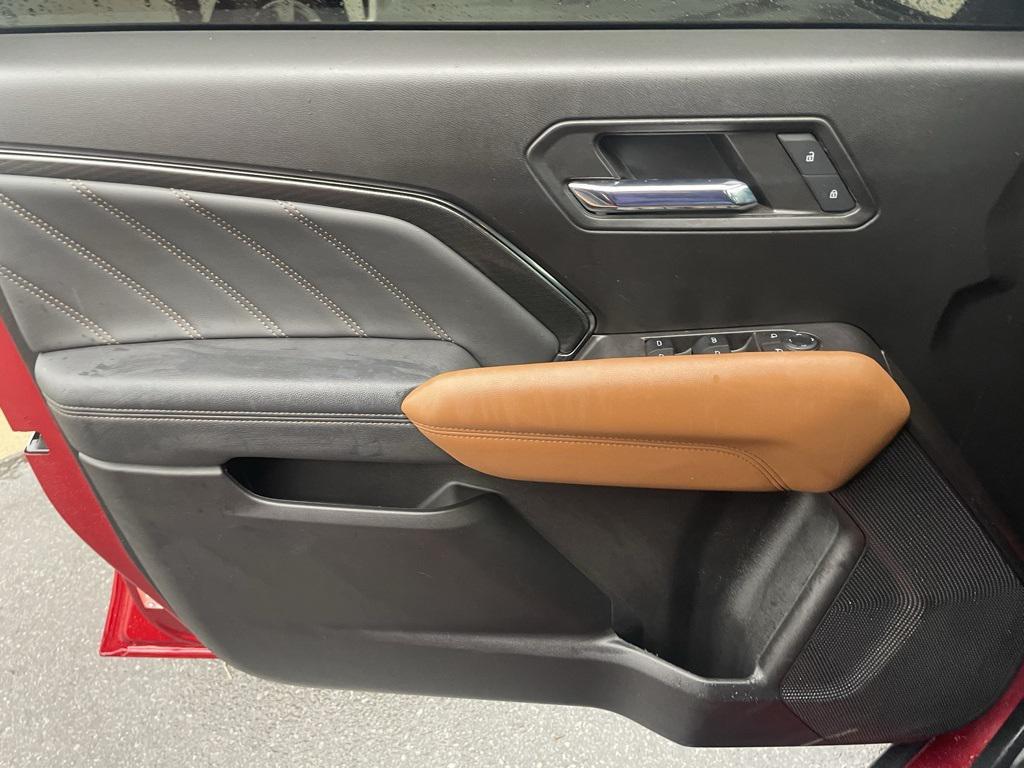 used 2024 GMC Canyon car, priced at $39,600