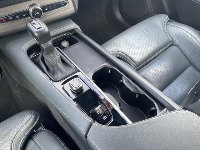 used 2022 Volvo XC90 car, priced at $46,116