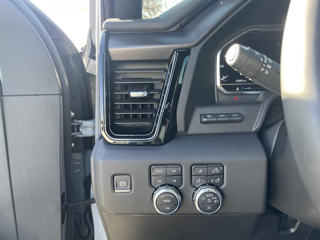 used 2025 GMC Sierra 2500 car, priced at $77,646