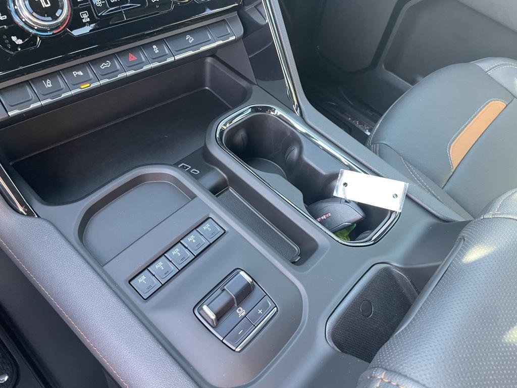 used 2025 GMC Sierra 2500 car, priced at $77,646