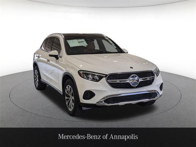 new 2025 Mercedes-Benz GLC 300 car, priced at $56,555