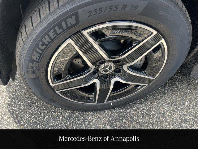 new 2025 Mercedes-Benz GLC 300 car, priced at $57,600