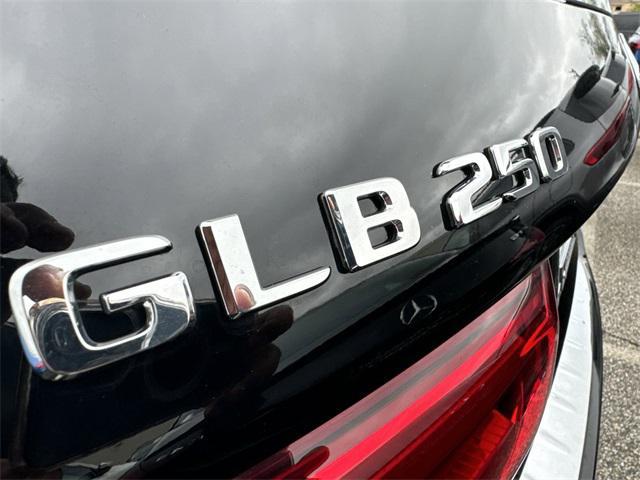 new 2024 Mercedes-Benz GLB 250 car, priced at $57,390