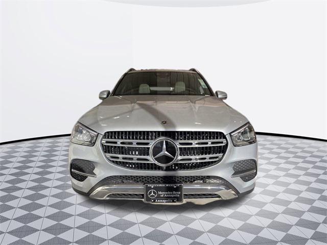 new 2025 Mercedes-Benz GLE 450 car, priced at $78,615