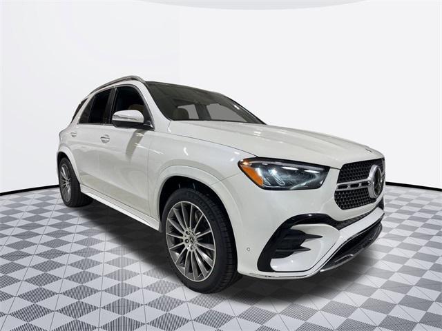 new 2025 Mercedes-Benz GLE 450 car, priced at $86,515