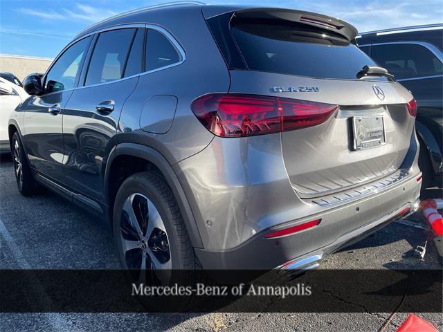 new 2025 Mercedes-Benz GLA 250 car, priced at $51,315