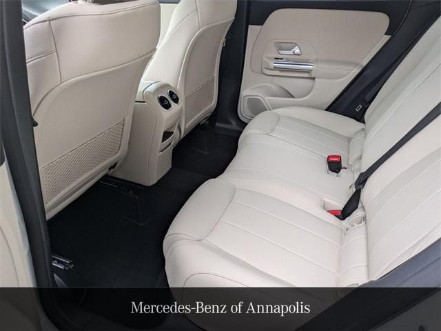 new 2025 Mercedes-Benz GLA 250 car, priced at $44,250