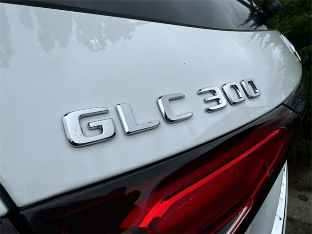 new 2025 Mercedes-Benz GLC 300 car, priced at $58,165