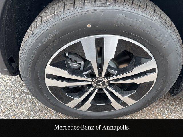 new 2025 Mercedes-Benz GLB 250 car, priced at $49,595