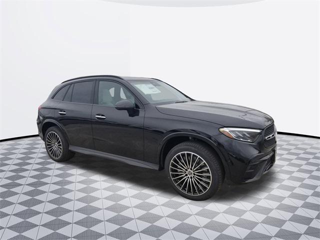 new 2025 Mercedes-Benz GLC 300 car, priced at $62,905