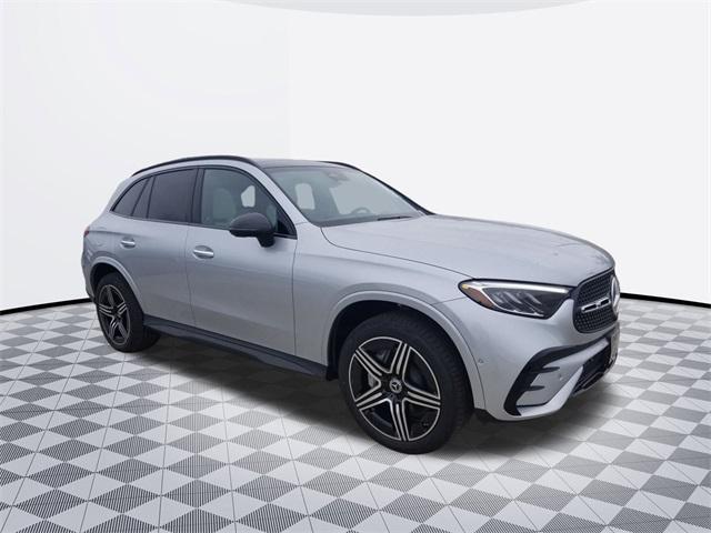 new 2025 Mercedes-Benz GLC 300 car, priced at $64,085